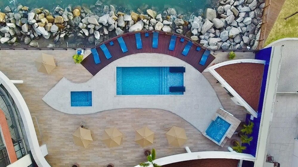 Iate Plaza Hotel 