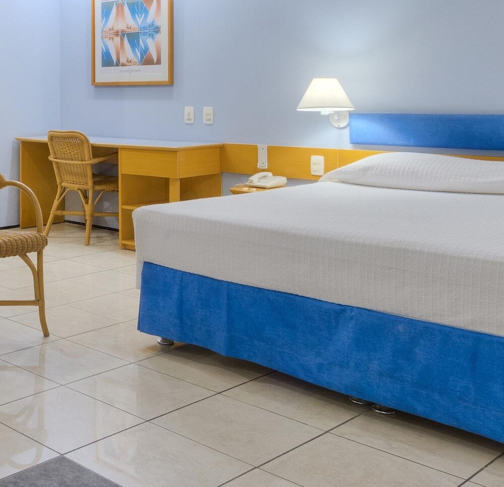 Iate Plaza Hotel 