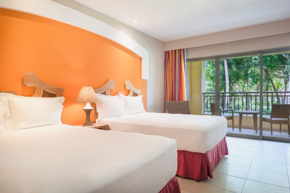 Iberostar Waves Bahia 