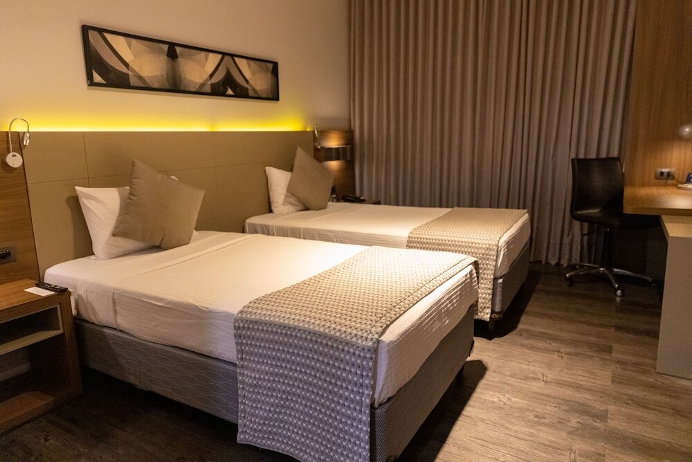 JL Hotel by Bourbon 