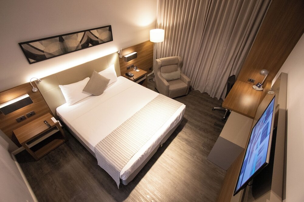 JL Hotel by Bourbon 