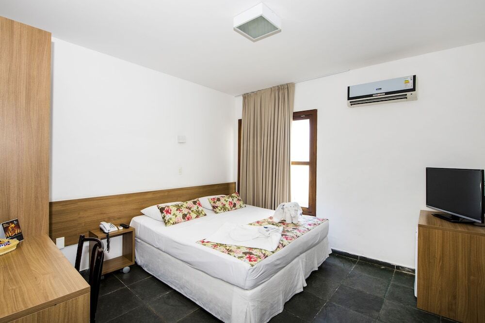 La Belle Beach Hotel 