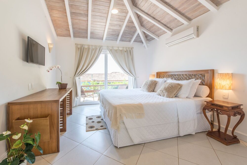 La Pedrera Small Hotel & Spa 
