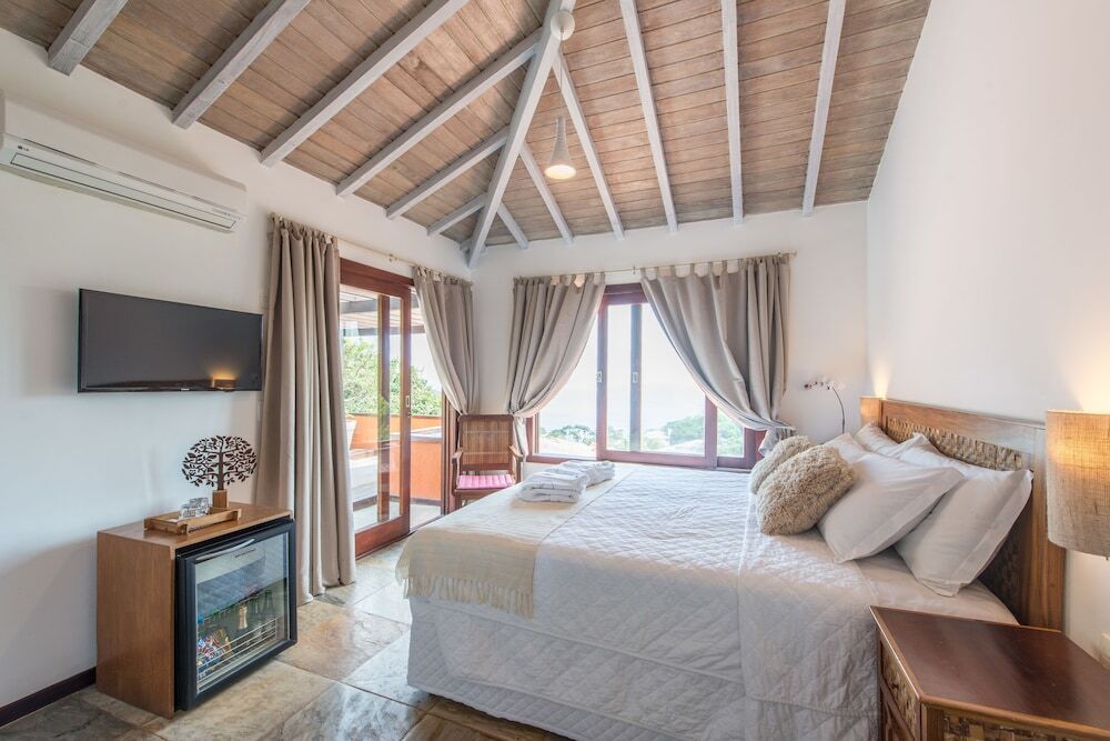 La Pedrera Small Hotel & Spa 