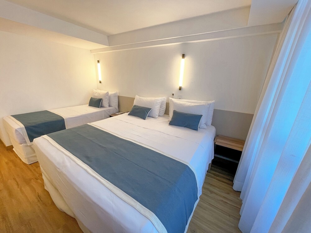 Marante Plaza Hotel 