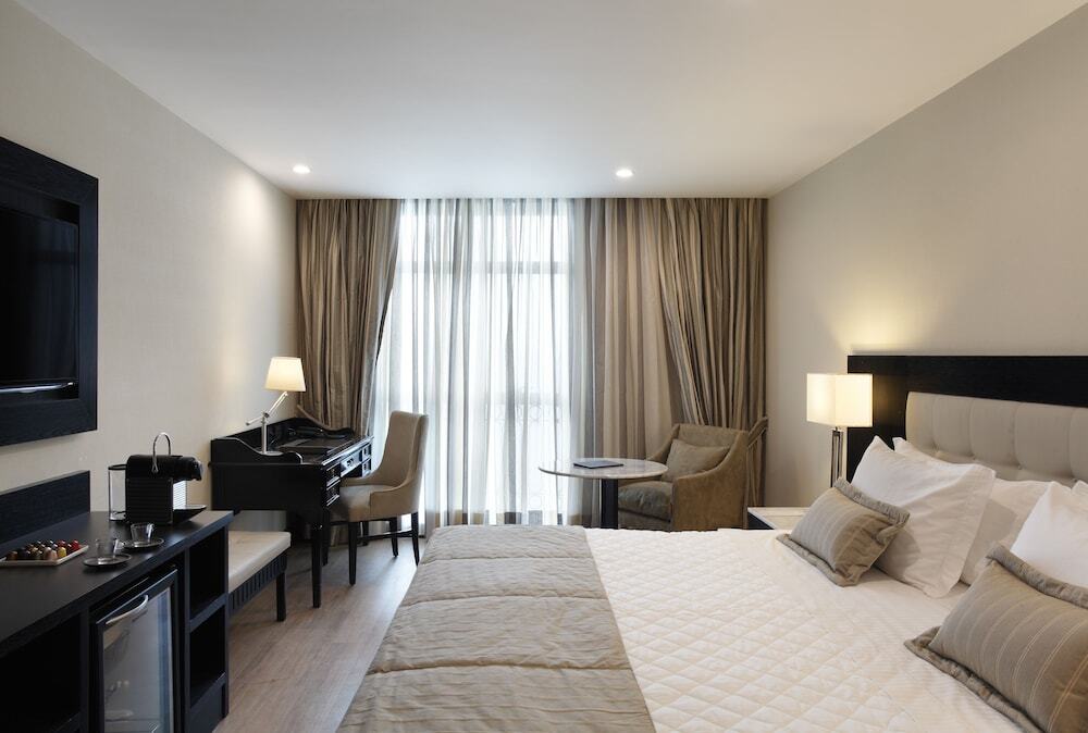 Miramar Hotel by Windsor 