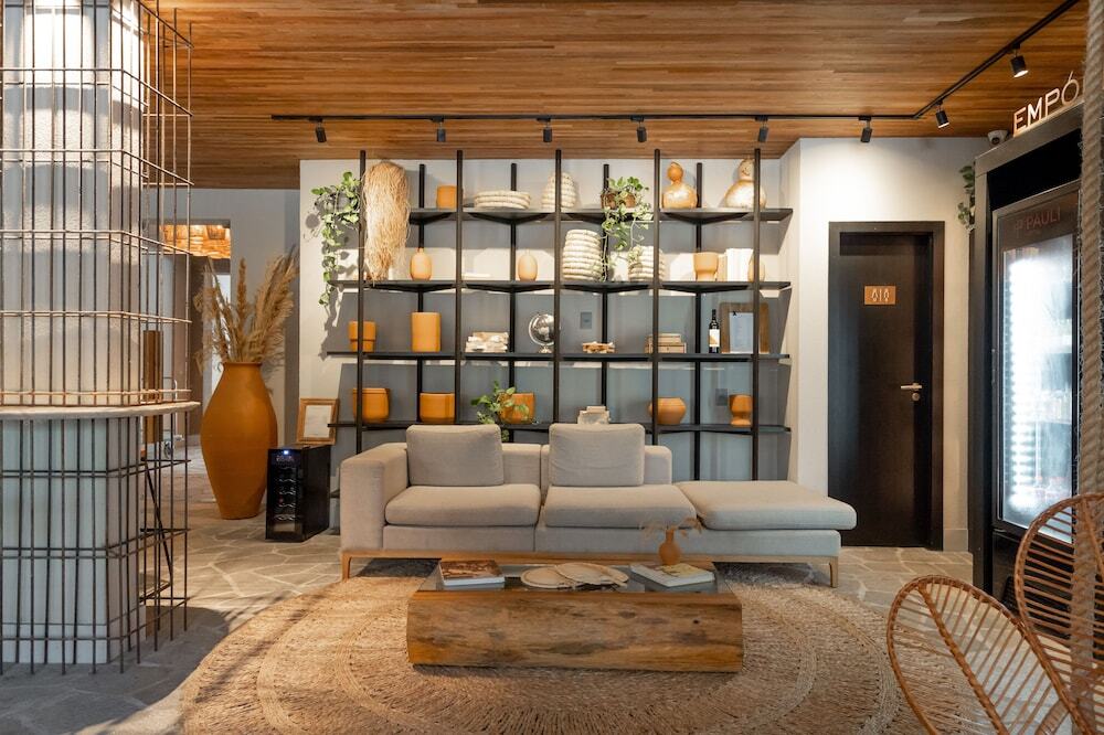 Pauli Boutique Hotel 