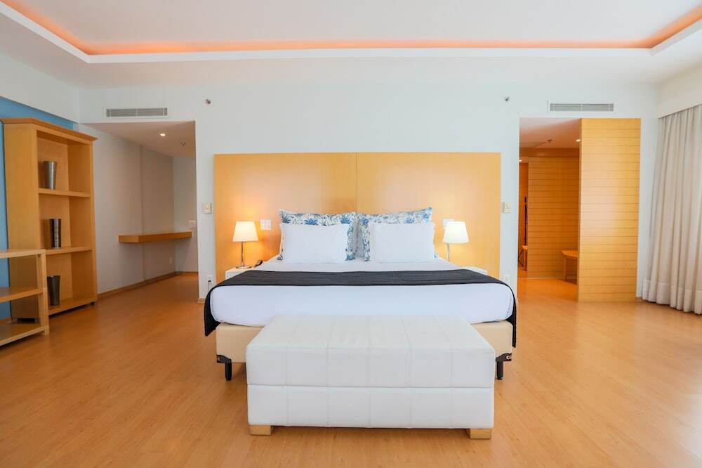 Pestana Curitiba Hotel 