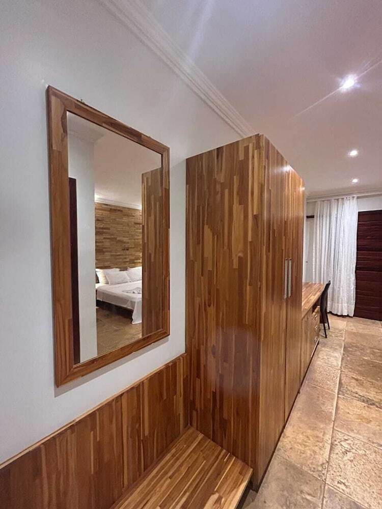 Pousada Ref�gio Jardim de Canoa 