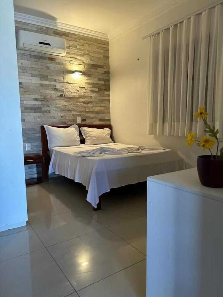 Pousada Ref�gio Jardim de Canoa 