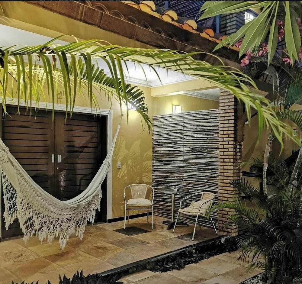 Pousada Ref�gio Jardim de Canoa 