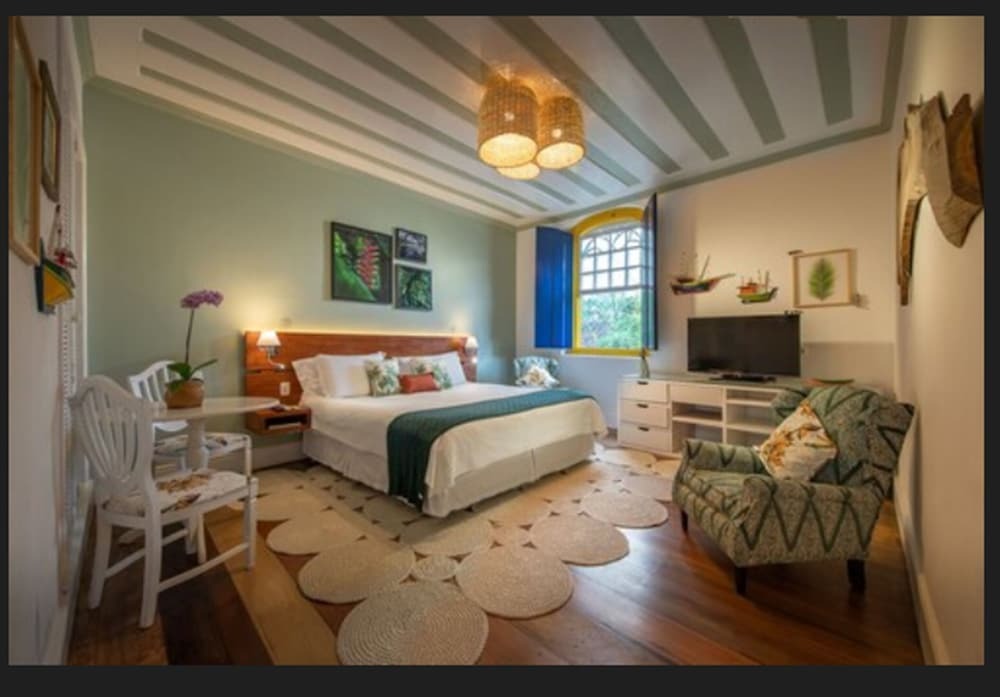 Sandi Hotel 
