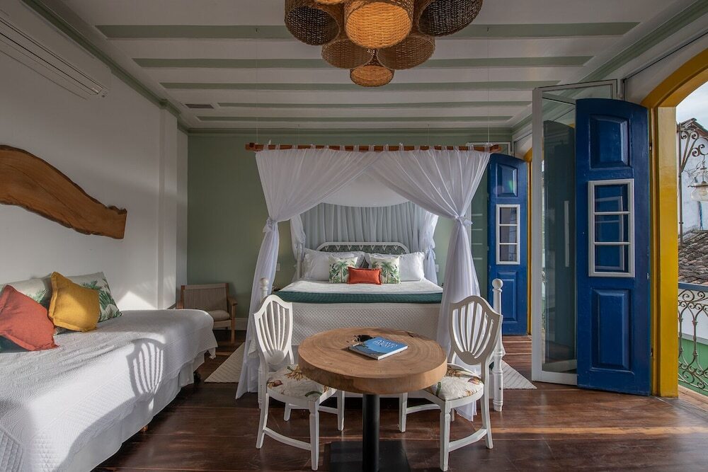 Sandi Hotel 