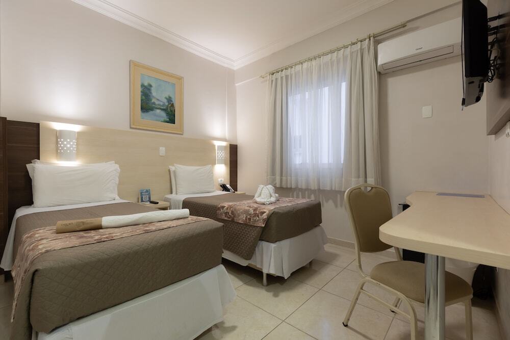 Tarob� Hotel 