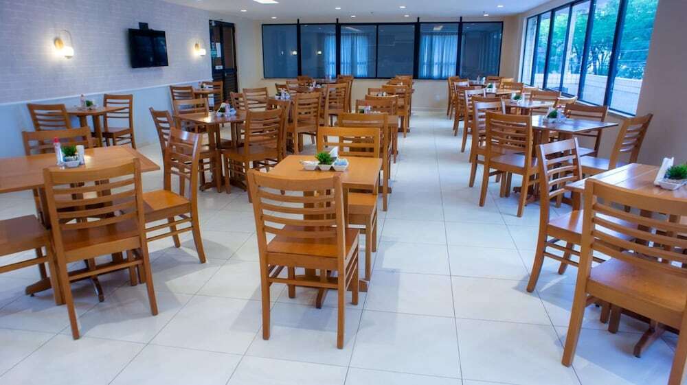 Villa Park Hotel 