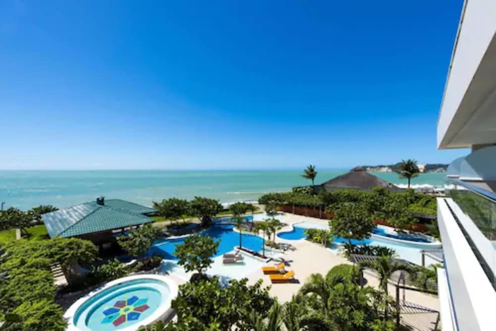Vogal Luxury Beach Hotel & Spa 