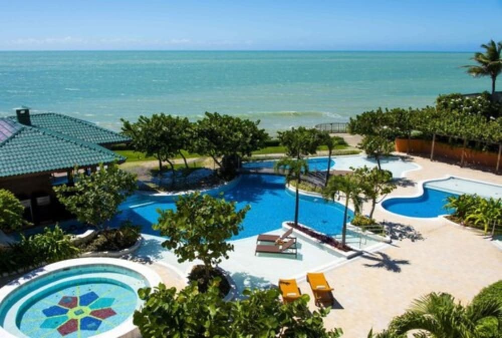 Vogal Luxury Beach Hotel & Spa 