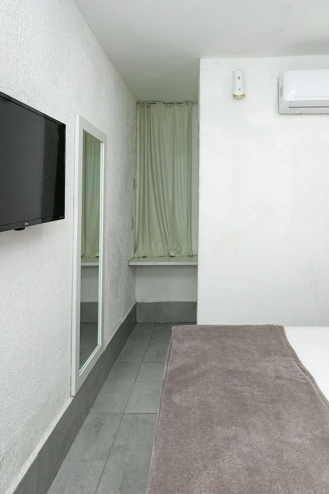 Yak Beach Hotel
