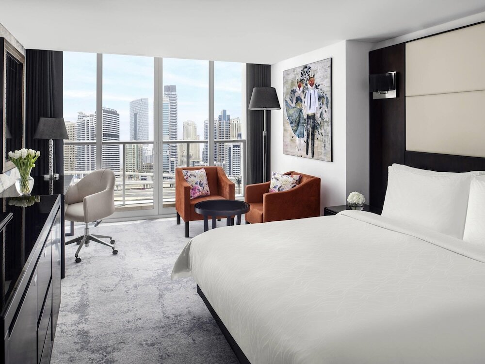 Movenpick Jumeirah Lakes Towers