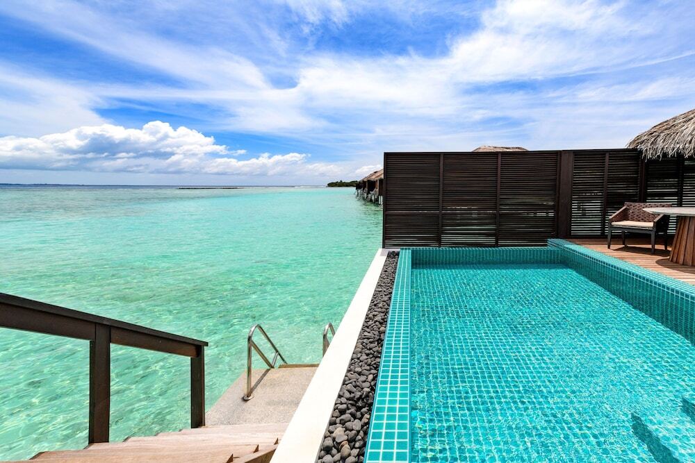 Sheraton Maldives Full Moon Resort and Spa
