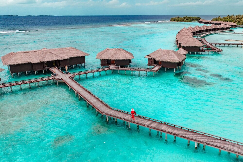 Sheraton Maldives Full Moon Resort and Spa