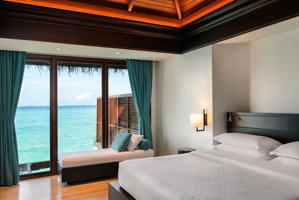 Sheraton Maldives Full Moon Resort and Spa