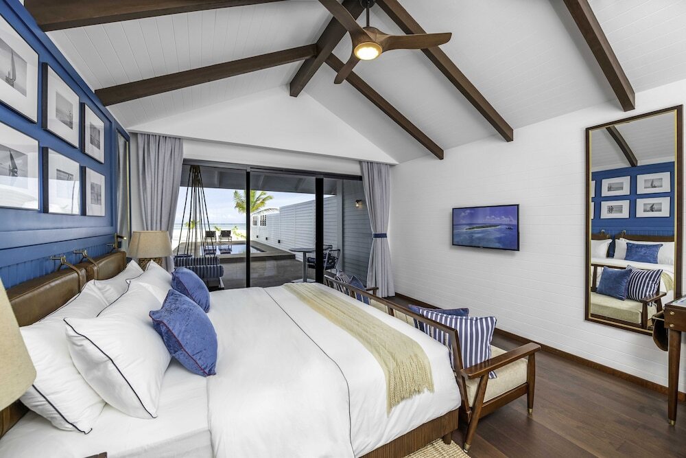 Villa Nautica Paradise Island Resort & Spa
