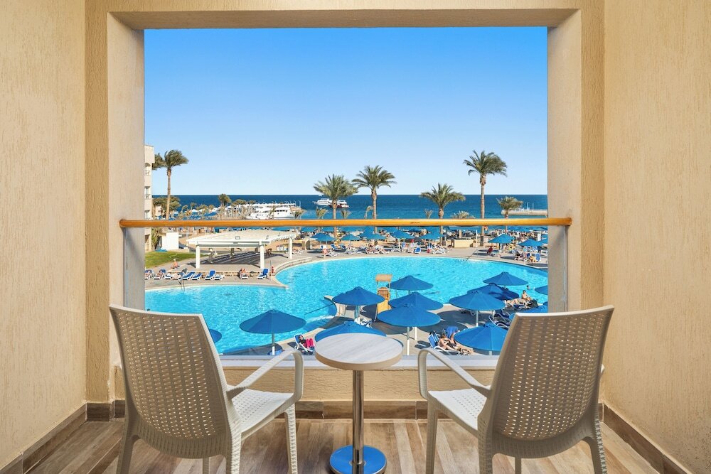 Beach Albatros Resort