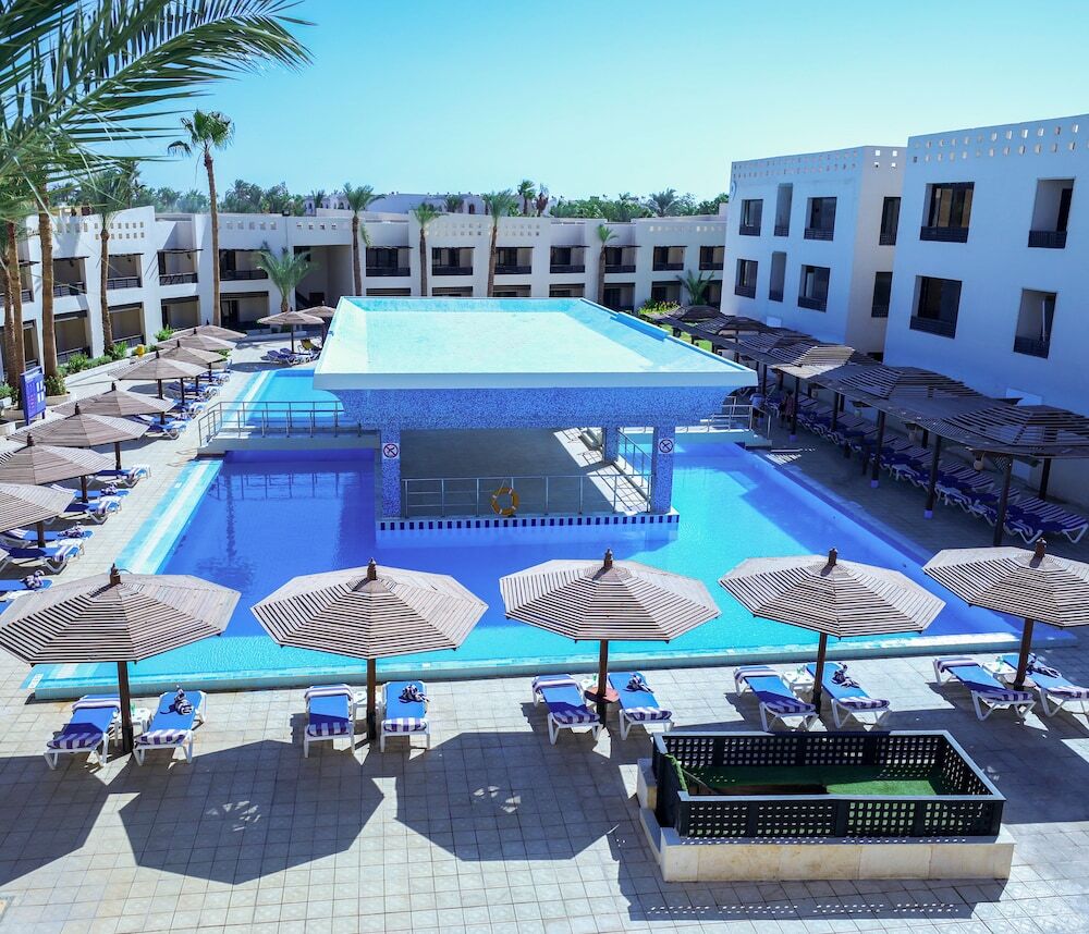 Blend Club Aqua Resort