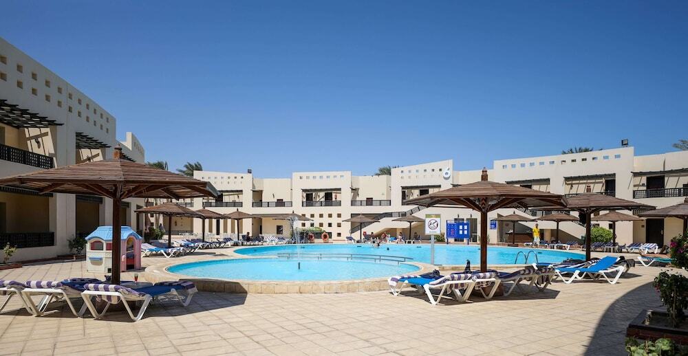 Blend Club Aqua Resort