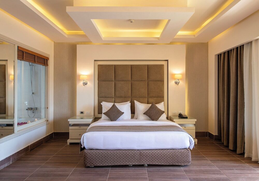 Charmillion Club Resort