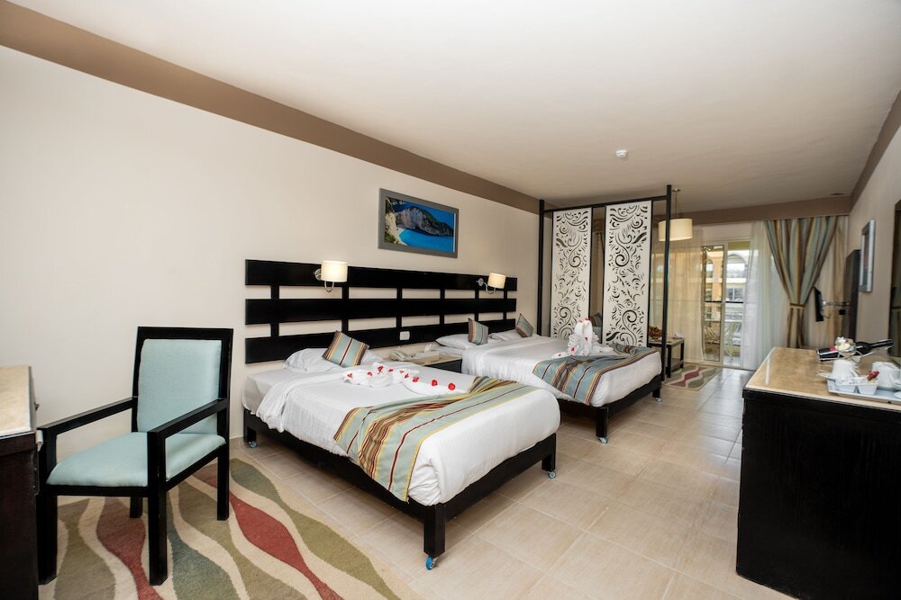 El Karma Aqua Beach Resort