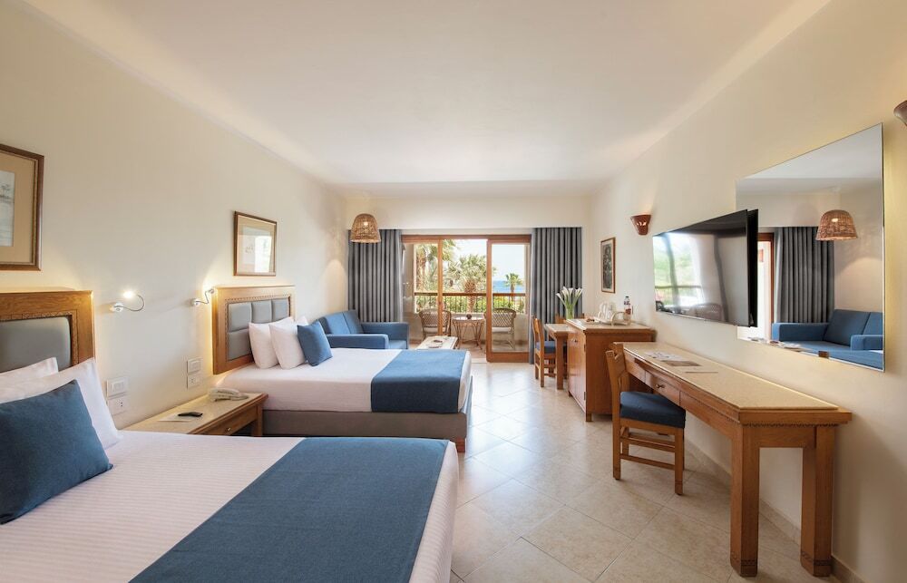 Fort Arabesque Resort, Spa & Villas
