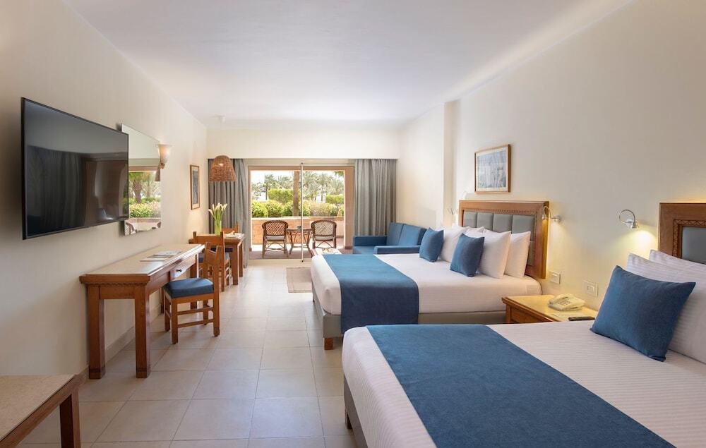 Fort Arabesque Resort, Spa & Villas