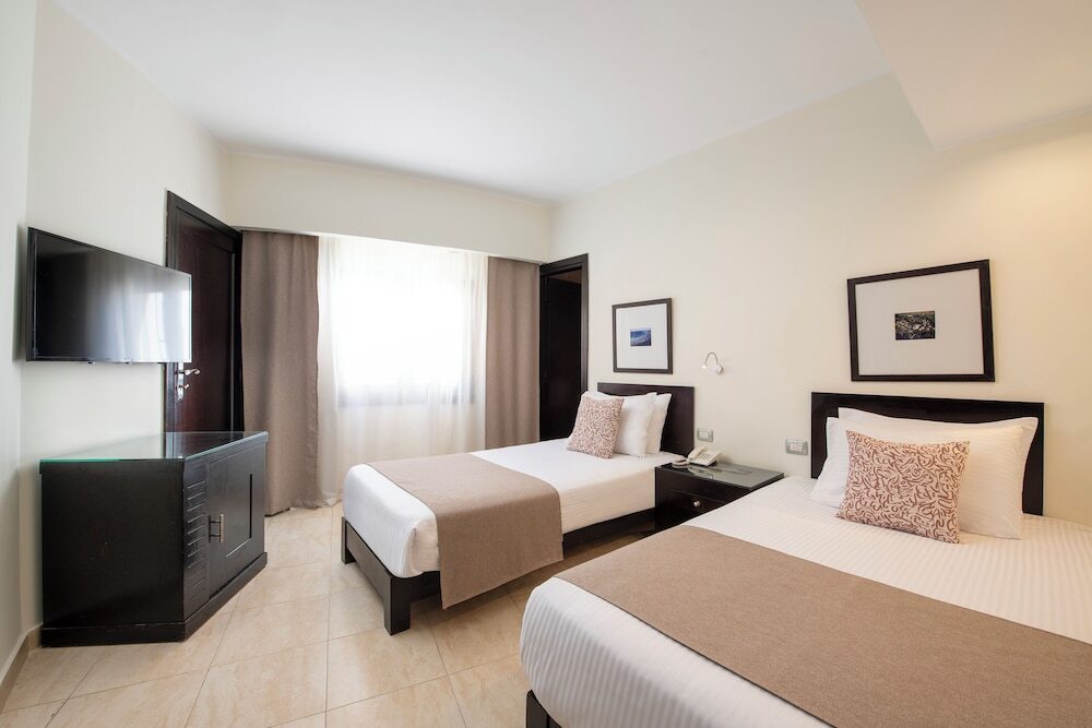 Fort Arabesque Resort, Spa & Villas