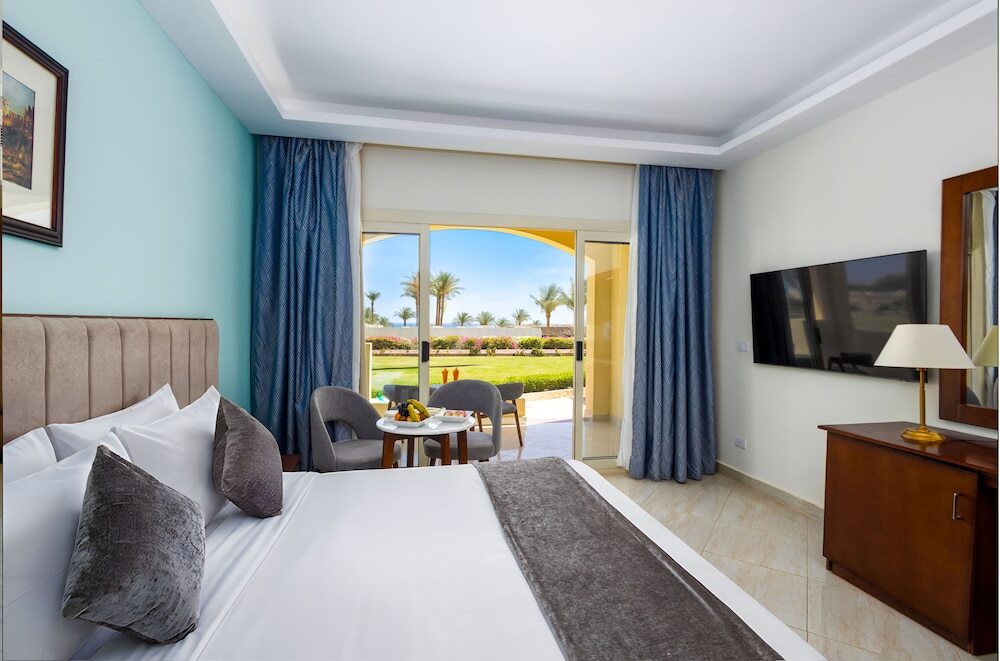 Grand Oasis Resort