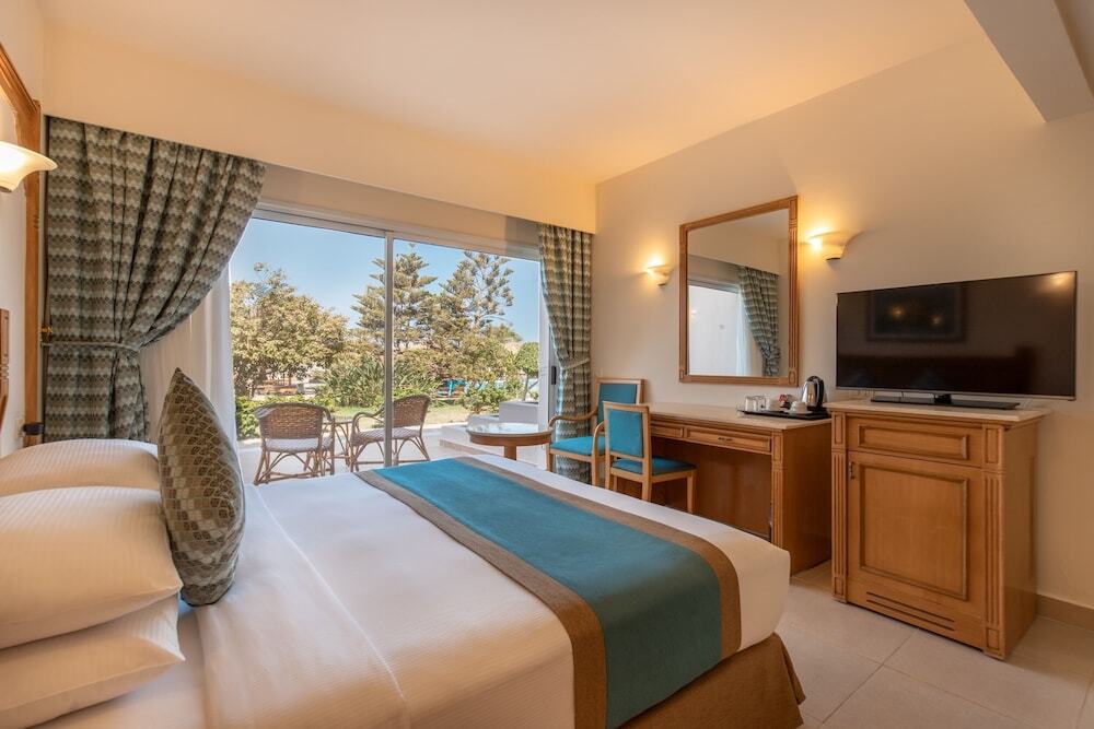 Hurghada Long Beach Resort