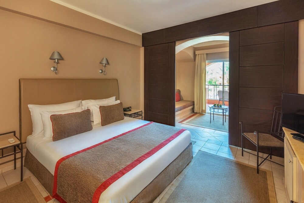 Jaz Makadi Oasis Resort