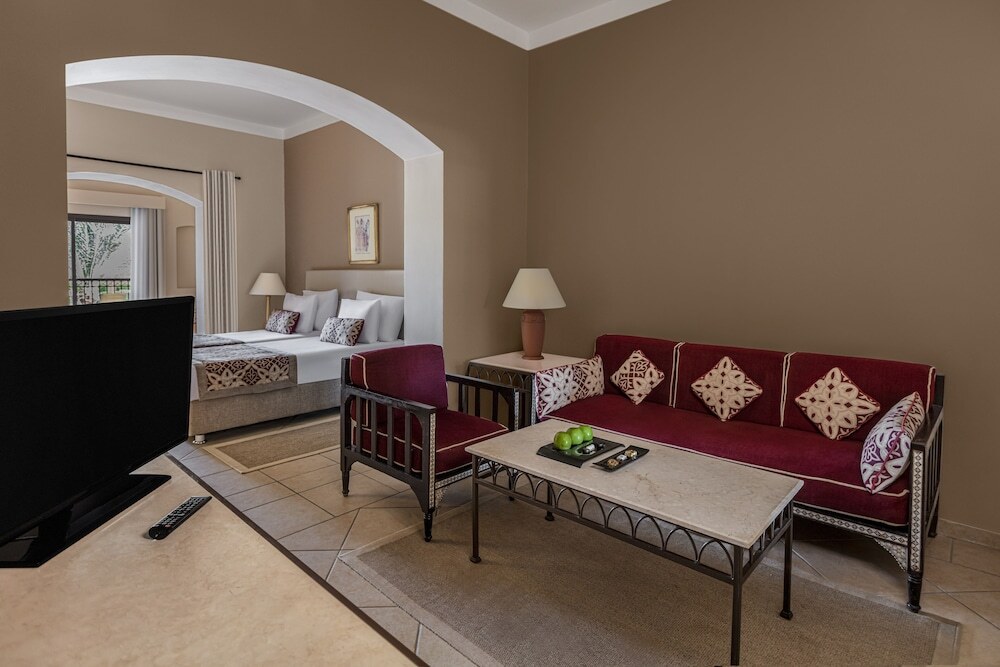 Jaz Makadi Saraya Resort