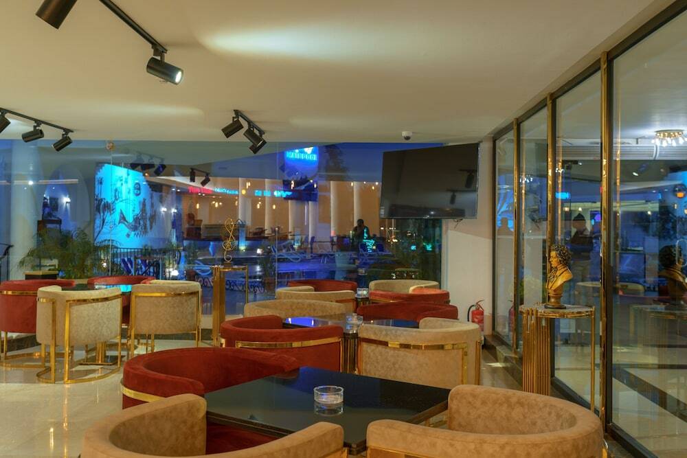 Minamark Beach Resort & Spa