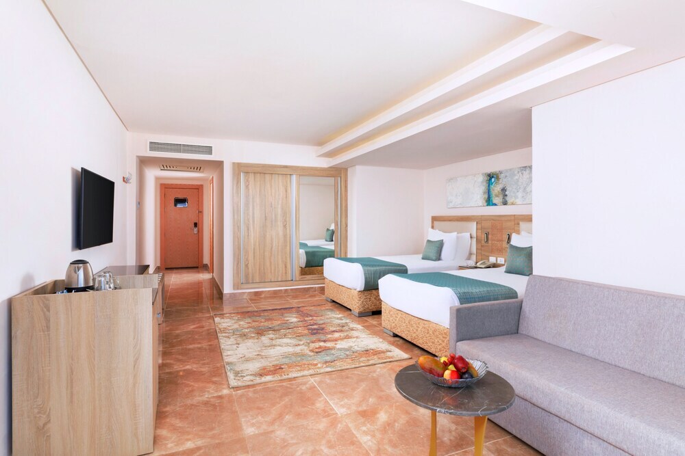 Pickalbatros Palace Resort