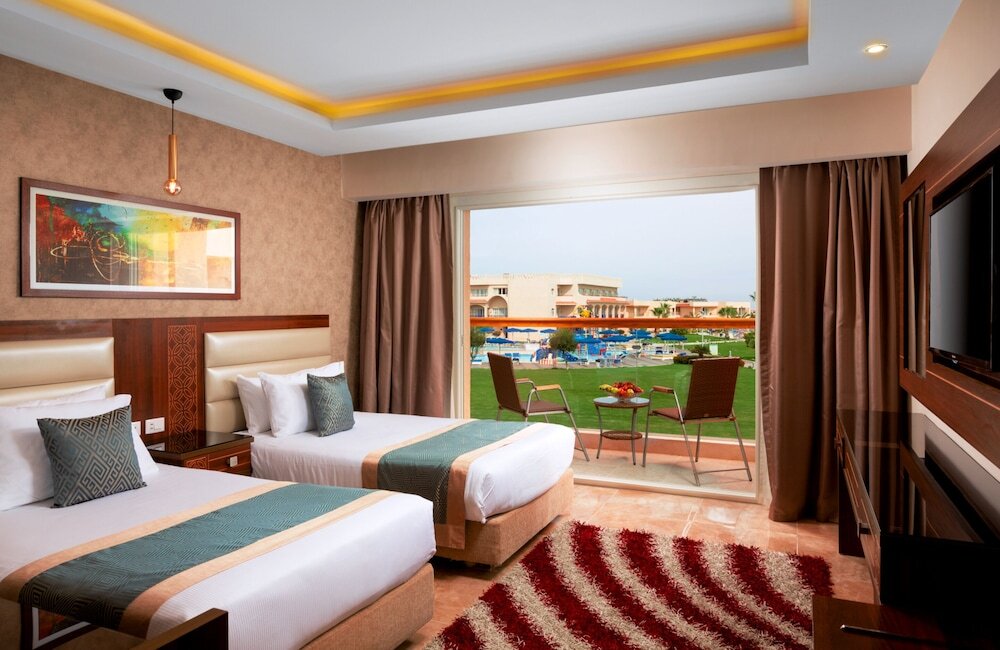 Pickalbatros Royal Moderna Sharm & Aqua Park