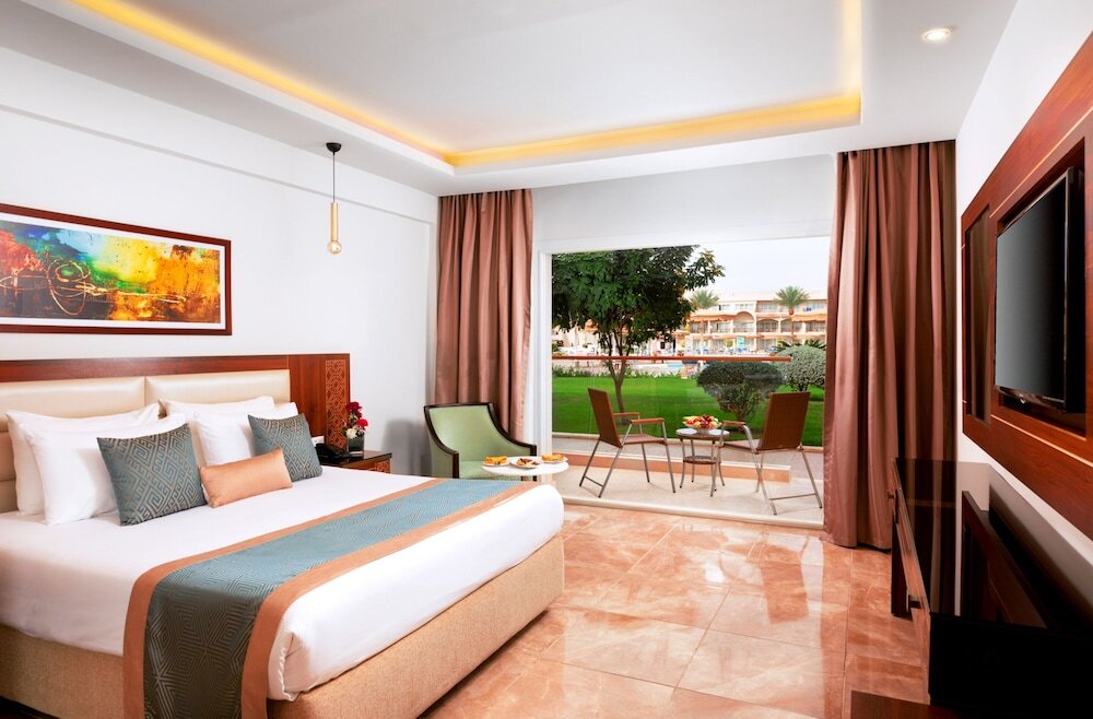 Pickalbatros Royal Moderna Sharm & Aqua Park