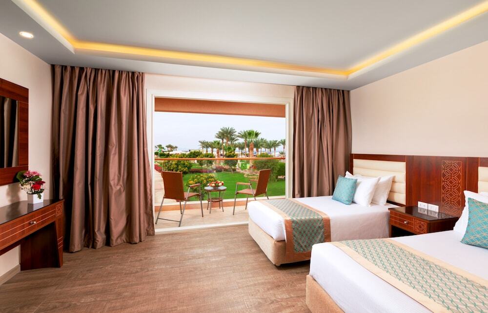Pickalbatros Royal Moderna Sharm & Aqua Park