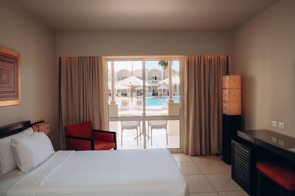 Reef Oasis Beach Aqua Park Resort