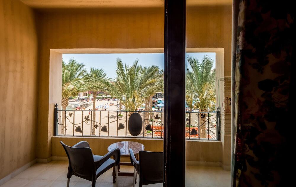 Sunny Days El Palacio Resort & Spa