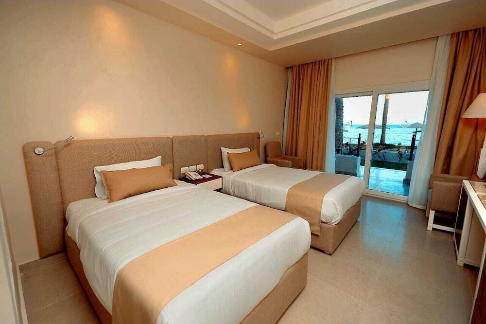 Sunny Days El Palacio Resort & Spa