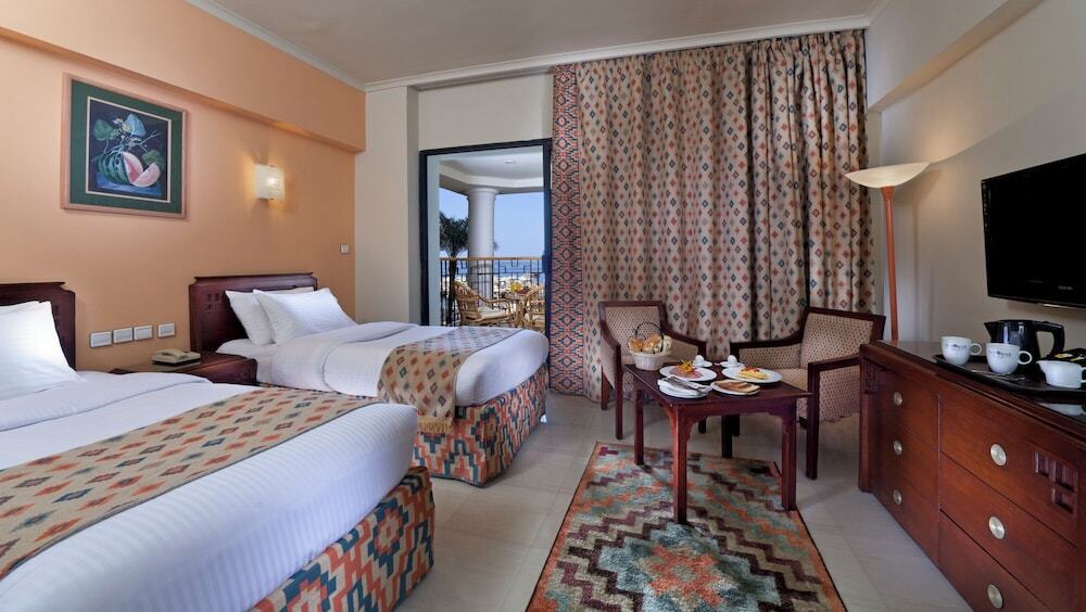 SUNRISE Holidays Resort - Adults Only