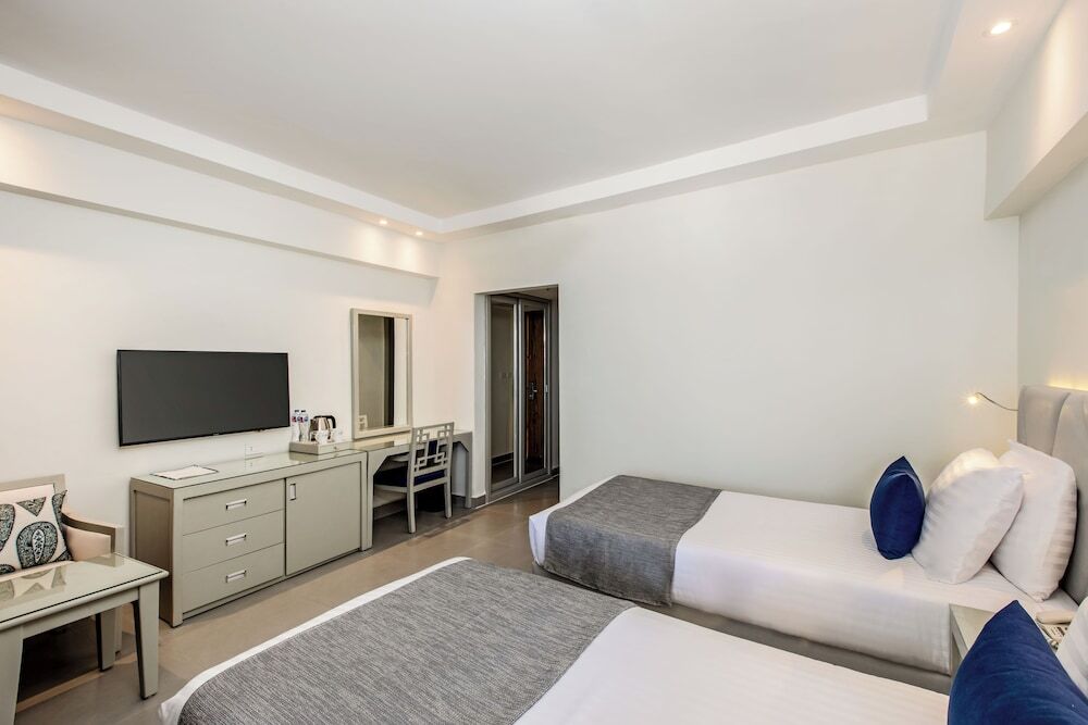 SUNRISE Holidays Resort - Adults Only