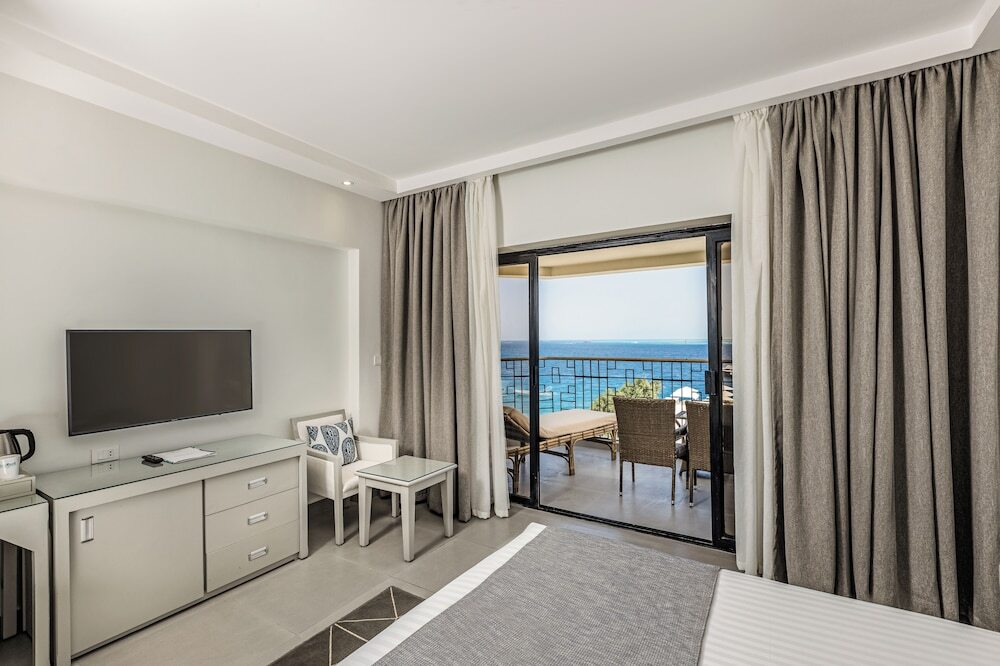 SUNRISE Holidays Resort - Adults Only